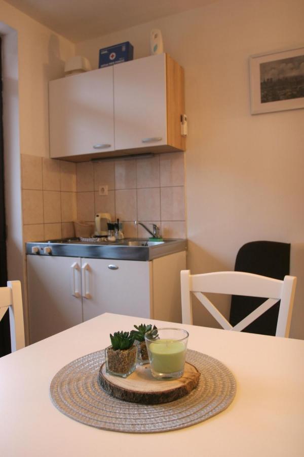Studio Apartman Maria Cavle Ngoại thất bức ảnh